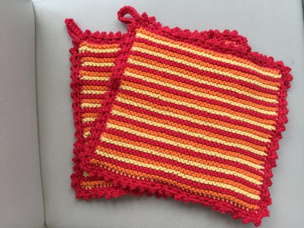 Topflappen schmale Streifen